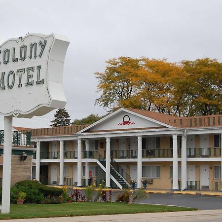 Colony Motel Brookfield Экстерьер фото